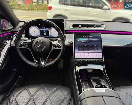 Серый Мерседес Майбах, объемом двигателя 4 л и пробегом 56 тыс. км за 149900 $, фото 70 на Automoto.ua