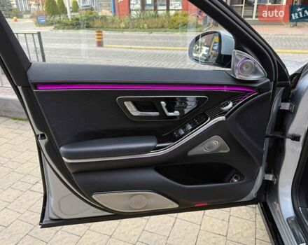 Серый Мерседес Майбах, объемом двигателя 4 л и пробегом 56 тыс. км за 149900 $, фото 17 на Automoto.ua