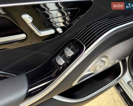 Серый Мерседес Майбах, объемом двигателя 4 л и пробегом 56 тыс. км за 149900 $, фото 50 на Automoto.ua