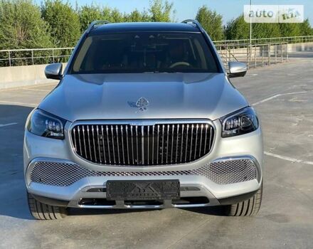 Серый Мерседес Майбах, объемом двигателя 4 л и пробегом 1 тыс. км за 191000 $, фото 4 на Automoto.ua