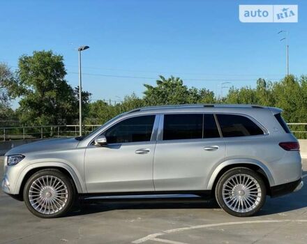 Серый Мерседес Майбах, объемом двигателя 4 л и пробегом 1 тыс. км за 191000 $, фото 5 на Automoto.ua