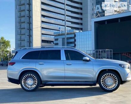 Серый Мерседес Майбах, объемом двигателя 4 л и пробегом 1 тыс. км за 191000 $, фото 6 на Automoto.ua