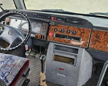 Белый Мерседес Медио, объемом двигателя 4.7 л и пробегом 650 тыс. км за 13000 $, фото 12 на Automoto.ua