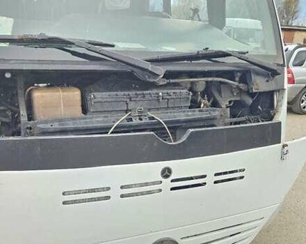 Белый Мерседес Медио, объемом двигателя 4.7 л и пробегом 650 тыс. км за 13000 $, фото 19 на Automoto.ua