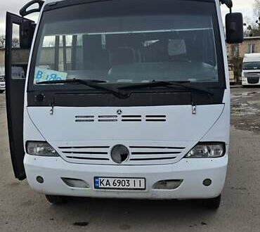 Белый Мерседес Медио, объемом двигателя 4.7 л и пробегом 650 тыс. км за 13000 $, фото 1 на Automoto.ua