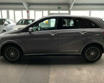 Серый Мерседес Мерседес, объемом двигателя 0 л и пробегом 38 тыс. км за 25979 $, фото 6 на Automoto.ua