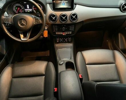 Серый Мерседес Мерседес, объемом двигателя 0 л и пробегом 38 тыс. км за 25979 $, фото 15 на Automoto.ua