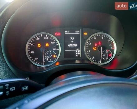 Белый Мерседес Metris, объемом двигателя 2 л и пробегом 403 тыс. км за 14999 $, фото 19 на Automoto.ua