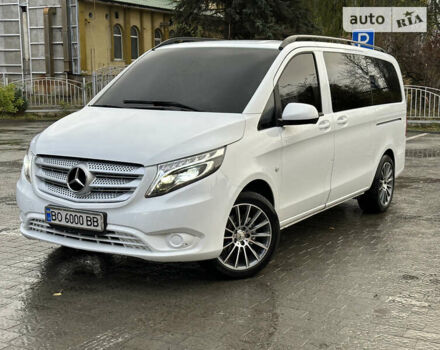 Белый Мерседес Metris, объемом двигателя 2 л и пробегом 181 тыс. км за 19300 $, фото 1 на Automoto.ua