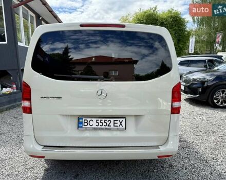 Бежевый Мерседес Metris, объемом двигателя 2 л и пробегом 93 тыс. км за 23000 $, фото 7 на Automoto.ua