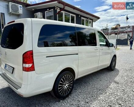 Бежевый Мерседес Metris, объемом двигателя 2 л и пробегом 93 тыс. км за 23000 $, фото 3 на Automoto.ua