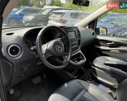 Бежевый Мерседес Metris, объемом двигателя 2 л и пробегом 93 тыс. км за 23000 $, фото 11 на Automoto.ua