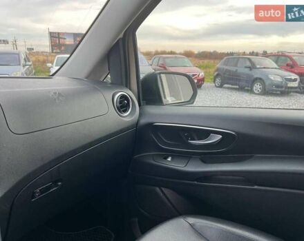 Бежевый Мерседес Metris, объемом двигателя 2 л и пробегом 298 тыс. км за 15690 $, фото 27 на Automoto.ua