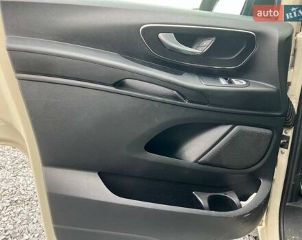 Бежевый Мерседес Metris, объемом двигателя 2 л и пробегом 298 тыс. км за 15690 $, фото 14 на Automoto.ua