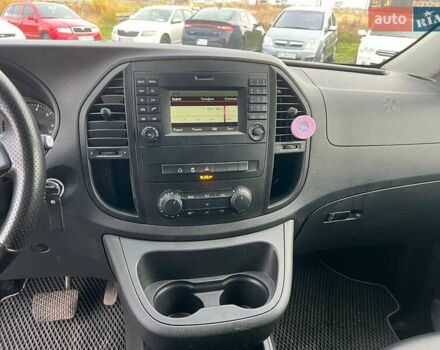 Бежевый Мерседес Metris, объемом двигателя 2 л и пробегом 298 тыс. км за 15690 $, фото 23 на Automoto.ua