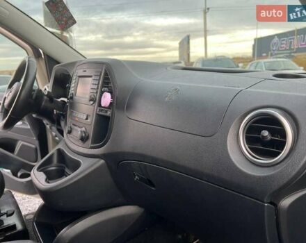 Бежевый Мерседес Metris, объемом двигателя 2 л и пробегом 298 тыс. км за 15690 $, фото 33 на Automoto.ua