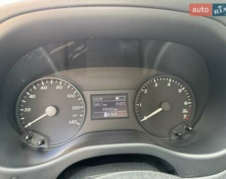 Бежевый Мерседес Metris, объемом двигателя 2 л и пробегом 93 тыс. км за 23000 $, фото 9 на Automoto.ua