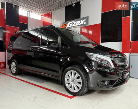 Черный Мерседес Metris, объемом двигателя 2 л и пробегом 190 тыс. км за 27000 $, фото 2 на Automoto.ua