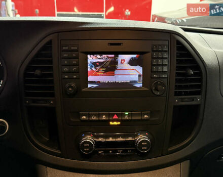 Черный Мерседес Metris, объемом двигателя 2 л и пробегом 190 тыс. км за 27000 $, фото 10 на Automoto.ua