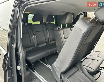 Черный Мерседес Metris, объемом двигателя 1.99 л и пробегом 64 тыс. км за 36500 $, фото 14 на Automoto.ua