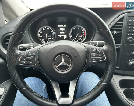 Черный Мерседес Metris, объемом двигателя 1.99 л и пробегом 64 тыс. км за 36500 $, фото 28 на Automoto.ua