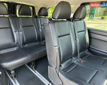 Черный Мерседес Metris, объемом двигателя 2 л и пробегом 49 тыс. км за 25900 $, фото 11 на Automoto.ua