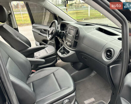 Черный Мерседес Metris, объемом двигателя 1.99 л и пробегом 64 тыс. км за 36500 $, фото 22 на Automoto.ua