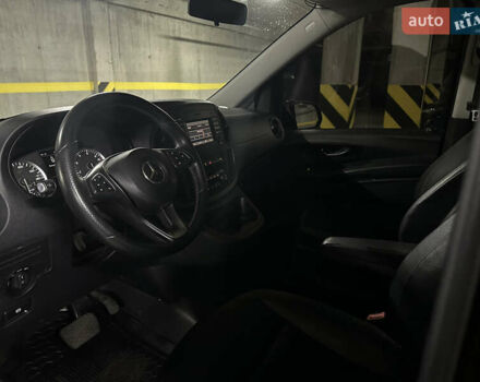 Мерседес Metris 2018 в Днепре (Днепропетровске) на Automoto.ua Черный Мерседес Metris, объемом двигателя 2 л и пробегом 67 тыс. км за 29900 $, фото 13 на Automoto.ua