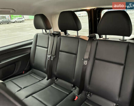 Черный Мерседес Metris, объемом двигателя 1.99 л и пробегом 64 тыс. км за 36500 $, фото 15 на Automoto.ua