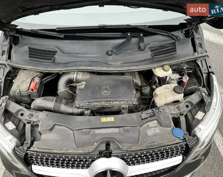 Черный Мерседес Metris, объемом двигателя 1.99 л и пробегом 64 тыс. км за 36500 $, фото 25 на Automoto.ua