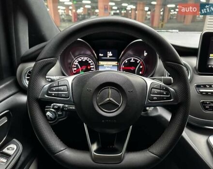 Чорний Мерседес Metris, об'ємом двигуна 1.99 л та пробігом 22 тис. км за 54990 $, фото 17 на Automoto.ua