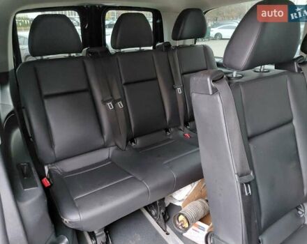 Черный Мерседес Metris, объемом двигателя 2 л и пробегом 130 тыс. км за 27500 $, фото 35 на Automoto.ua