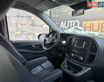 Серый Мерседес Metris, объемом двигателя 1.99 л и пробегом 139 тыс. км за 25500 $, фото 14 на Automoto.ua