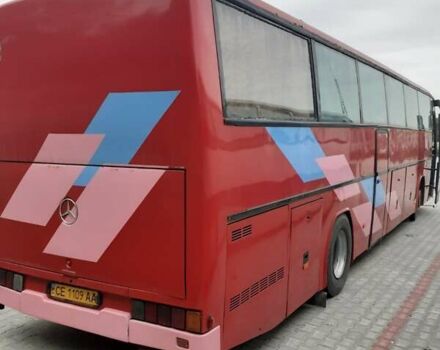 Красный Мерседес О 303, объемом двигателя 0 л и пробегом 800 тыс. км за 10000 $, фото 2 на Automoto.ua