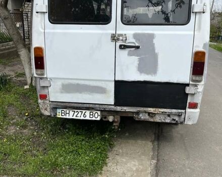 Білий Мерседес О 307, об'ємом двигуна 2.4 л та пробігом 4 тис. км за 1800 $, фото 4 на Automoto.ua