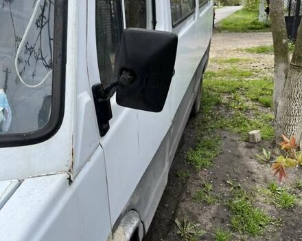 Білий Мерседес О 307, об'ємом двигуна 2.4 л та пробігом 4 тис. км за 1800 $, фото 5 на Automoto.ua