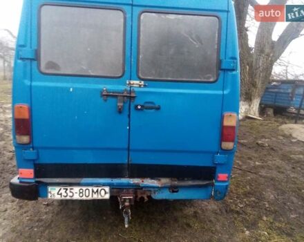 Синий Мерседес О 309, объемом двигателя 2.5 л и пробегом 600 тыс. км за 2200 $, фото 3 на Automoto.ua