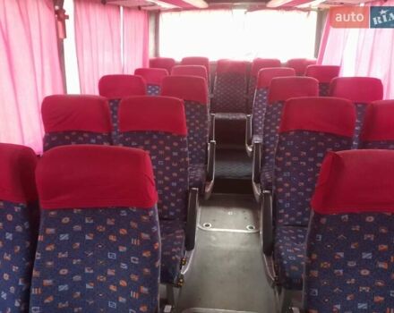 Белый Мерседес O 340, объемом двигателя 12.76 л и пробегом 150 тыс. км за 7500 $, фото 6 на Automoto.ua