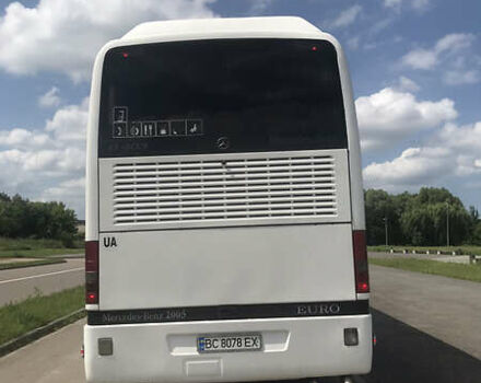 Белый Мерседес О 403, объемом двигателя 14.6 л и пробегом 800 тыс. км за 17675 $, фото 5 на Automoto.ua