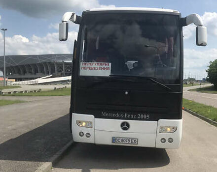 Белый Мерседес О 403, объемом двигателя 14.6 л и пробегом 800 тыс. км за 17675 $, фото 11 на Automoto.ua