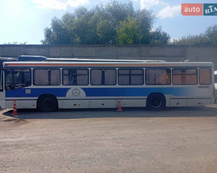 Белый Мерседес О 404, объемом двигателя 11.97 л и пробегом 600 тыс. км за 6000 $, фото 3 на Automoto.ua