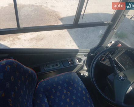 Белый Мерседес О 404, объемом двигателя 11.97 л и пробегом 600 тыс. км за 6000 $, фото 11 на Automoto.ua