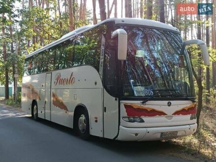 Белый Мерседес OC 500, объемом двигателя 11.97 л и пробегом 950 тыс. км за 41000 $, фото 1 на Automoto.ua