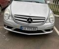 Сірий Мерседес Р 280, об'ємом двигуна 2.8 л та пробігом 347 тис. км за 13300 $, фото 2 на Automoto.ua