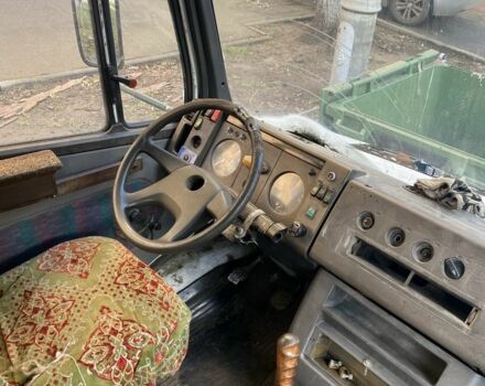 Белый Мерседес Р-Класс, объемом двигателя 4 л и пробегом 600 тыс. км за 3000 $, фото 4 на Automoto.ua