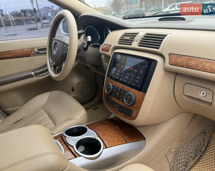 Белый Мерседес Р-Класс, объемом двигателя 3 л и пробегом 296 тыс. км за 6800 $, фото 12 на Automoto.ua