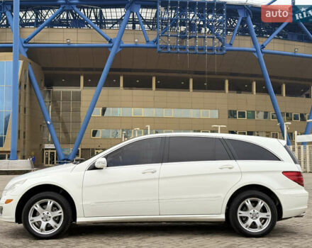 Белый Мерседес Р-Класс, объемом двигателя 3 л и пробегом 296 тыс. км за 6800 $, фото 2 на Automoto.ua