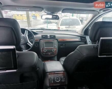 Білий Мерседес Р-Клас, об'ємом двигуна 3 л та пробігом 245 тис. км за 7800 $, фото 3 на Automoto.ua