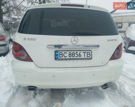 Білий Мерседес Р-Клас, об'ємом двигуна 3 л та пробігом 245 тис. км за 7800 $, фото 1 на Automoto.ua