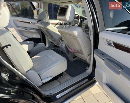 Черный Мерседес Р-Класс, объемом двигателя 5 л и пробегом 191 тыс. км за 8500 $, фото 11 на Automoto.ua